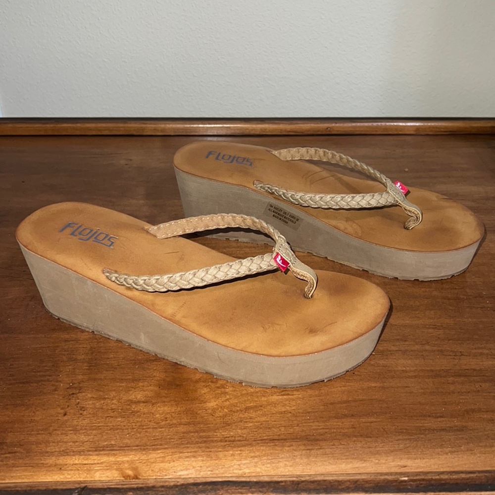 Flojos wedge sandals size 7
